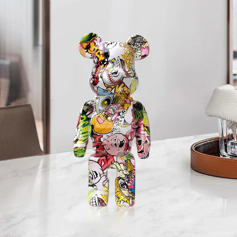 Figura DecorBites™ Oso Graffiti de 27 cm | Estatua y hucha decorativas modernas para el hogar