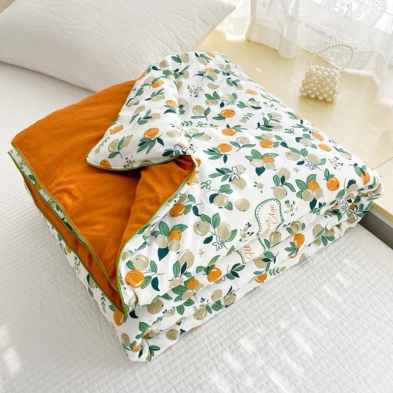 Decobites Summer Comforter Queen Size Lightweight Double Gauze Breathable Blanket