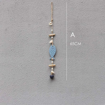 ديكور بايتس™ - قلادة على شكل سمكة زرقاء على شكل خادمة بحرية مصنوعة من أجراس خشبية عائمة لتزيين الحائط