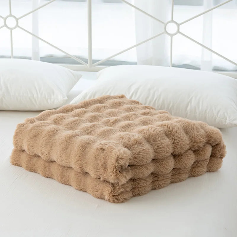 Manta de terciopelo DecorBites™ Cozy Faux Rabbit para siestas en la oficina – Tamaño individual, lujosa manta de lana de color liso