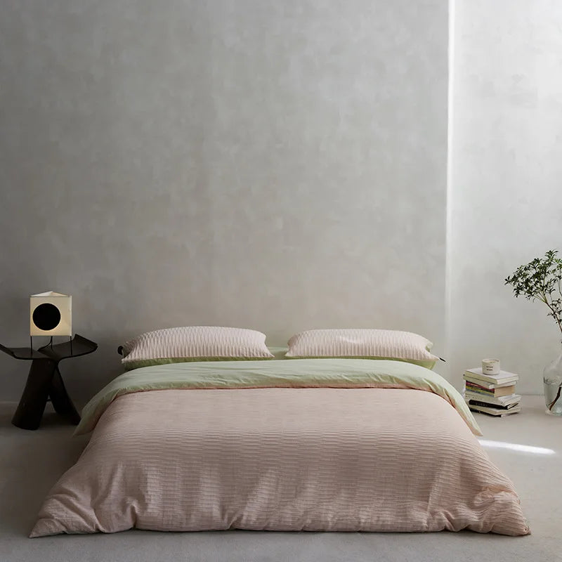 طقم أغطية سرير DecorBites™ مصنوع من خيوط إسفنجية قطنية 100% بتصميم جاكار بلون واحد