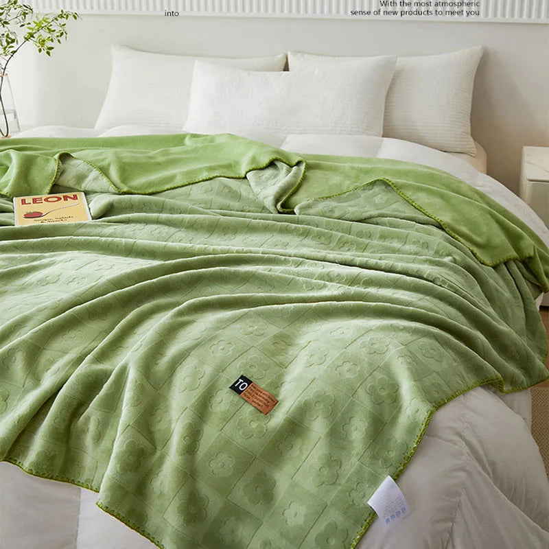 Manta DecorBites™ de terciopelo jacquard color leche para aire acondicionado | Chal cálido y de viaje para todas las estaciones