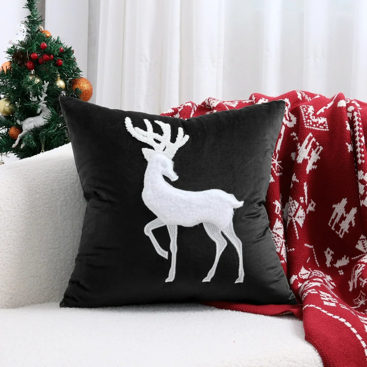 DecorBites™ Christmas Elk Embroidered Pillow Covers 45x45cm asyncio Festive Pillowcase