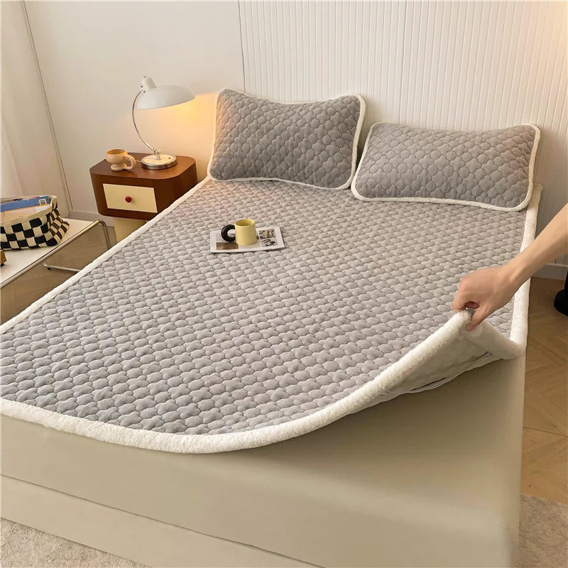 DecorBites™ Antibacterial Milk Velvet Mattress, Thick & Warm with Anti-Slip Straps