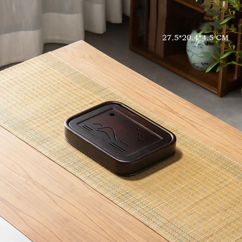 صينية شاي من الخيزران من DecorBites™: حامل شاي مزدوج الاستخدام مع تخزين للمياه وتصريفها