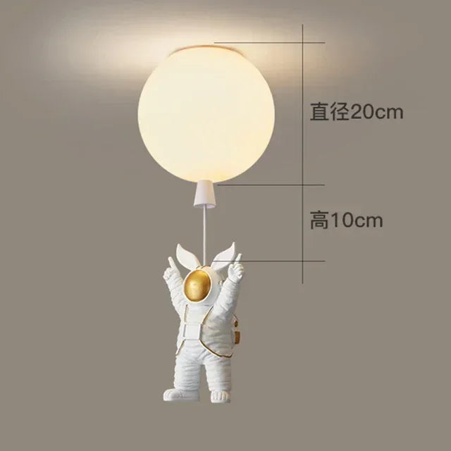 Lámpara de techo DecorBites™ con forma de globo de astronauta: Lámpara de araña LED moderna y minimalista para la habitación de los niños