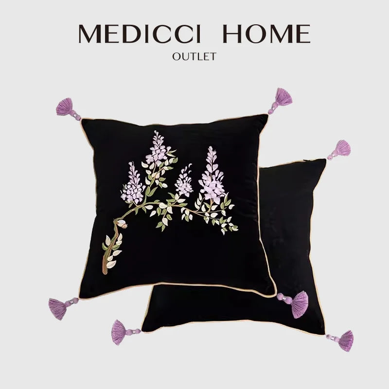 Funda de cojín bordada con borla DecorBites™ con diseño botánico de glicinas