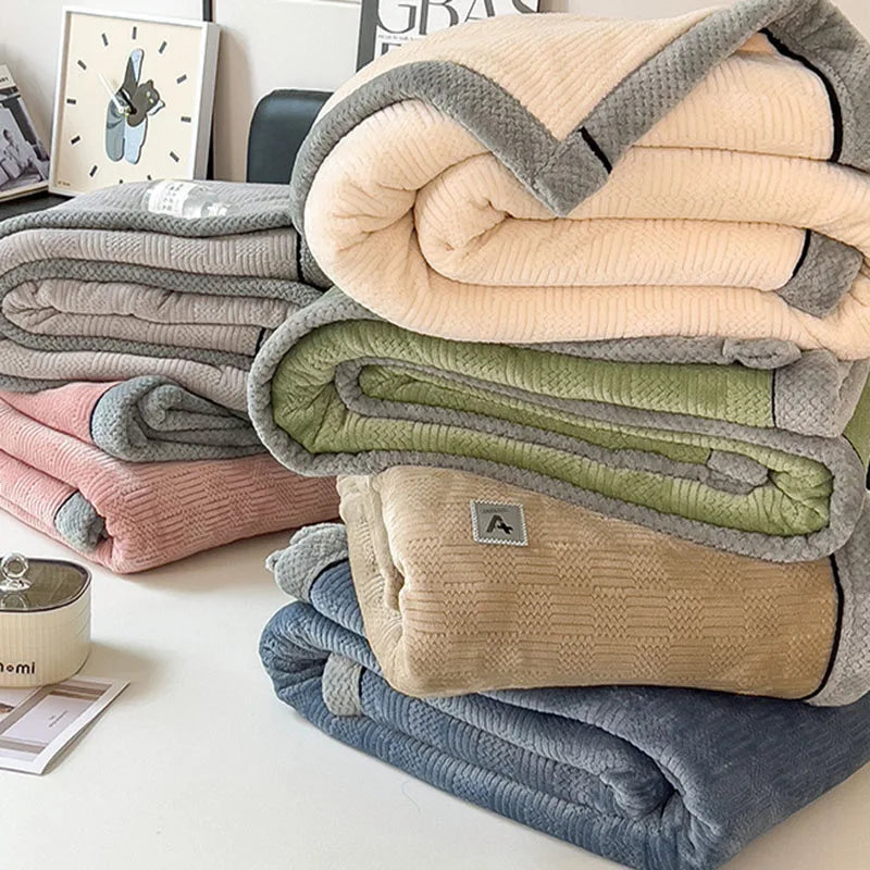 Manta de felpa jacquard acogedora DecorBites™ - Forro polar coral suave - Para todas las estaciones - Rayas lisas europeas