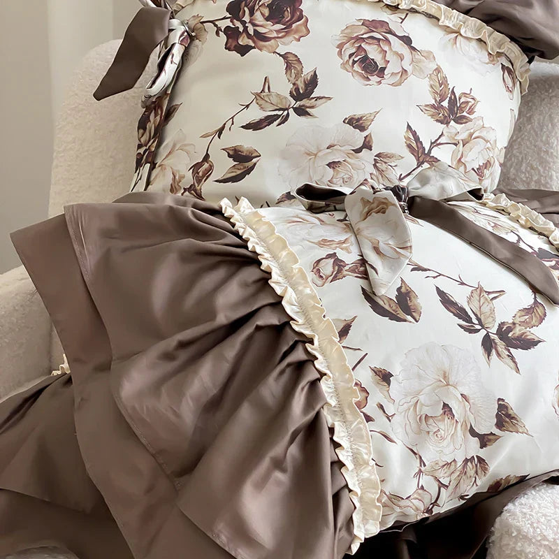 Decobites Brown Vintage Flowers Bedding Set - 4 Piece Collection