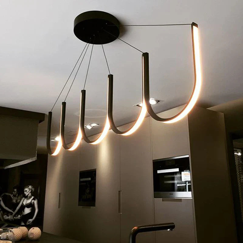 Decorbites™ Lámpara de Araña LED: Luz Colgante de Aluminio Negro y Dorado, Lámpara para Salón, Comedor y Dormitorio