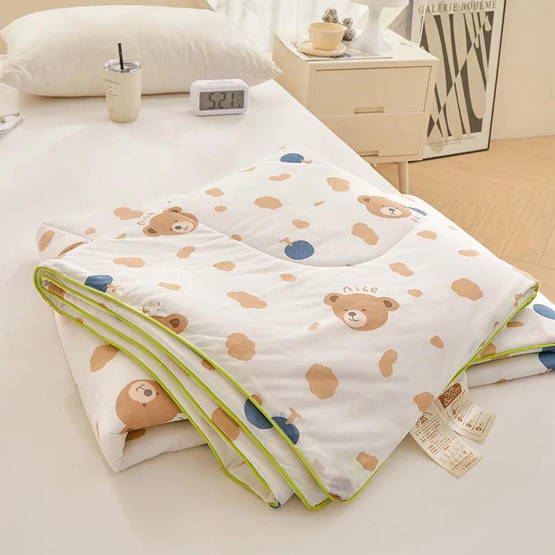 Decobites Summer Chill Quilt: Soft, Silky & Breathable Cooling Comforter