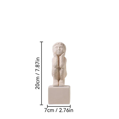 ديكور مكتب DecorBites™ بمنحوتة سيراميكية لشخصية عائلية تجريدية