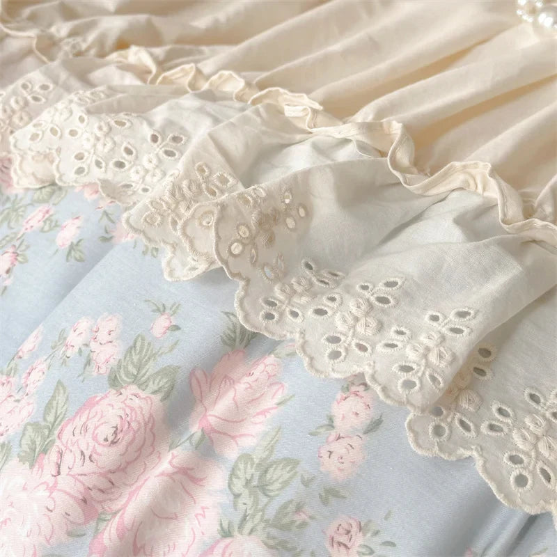 Decobites French Floral Bedding Set: Vintage Country Flowers with Ruffles, Duvet Cover, Flat Sheet & Pillowcases