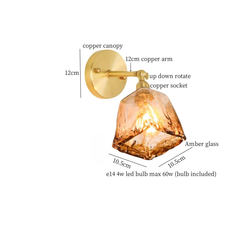 DecorBites™ مصباح حائط LED زجاجي كهرماني لغرفة النوم بإضاءة نحاسية بسيطة