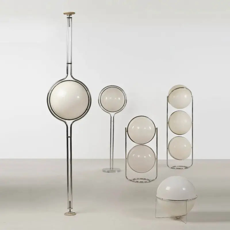 Lámpara de pie LED Decorbites™ de metal cromado para sala de estar con bola de acrílico blanco
