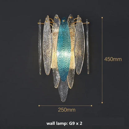 Lámparas colgantes LED DecorBites™ con cadena metálica dorada para una sala de estar moderna y lujosa