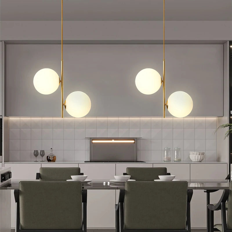 Nordische Glas-Kugelleuchten Pendellampen Spannung 110V 220V Heimdekoration Esszimmer Schlafzimmer Nachttisch Eck-Hängeleuchten für die Decke