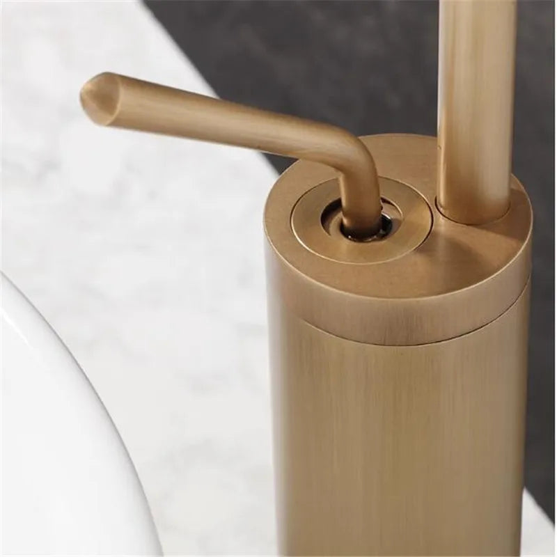 صنبور حوض حمام من نحاس عتيق من DecorBites™، خلاط حوض أسود ساخن وبارد، رافعة مياه للمطبخ