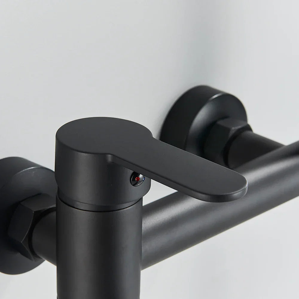 صنبور حوض الاستحمام الأسود المُثبّت على الحائط من DecorBites™ لنظام الدش المُدمج في الحائط