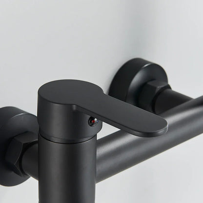 Grifo para ducha y bañera tipo cascada DecorBites™ de montaje en pared, color negro