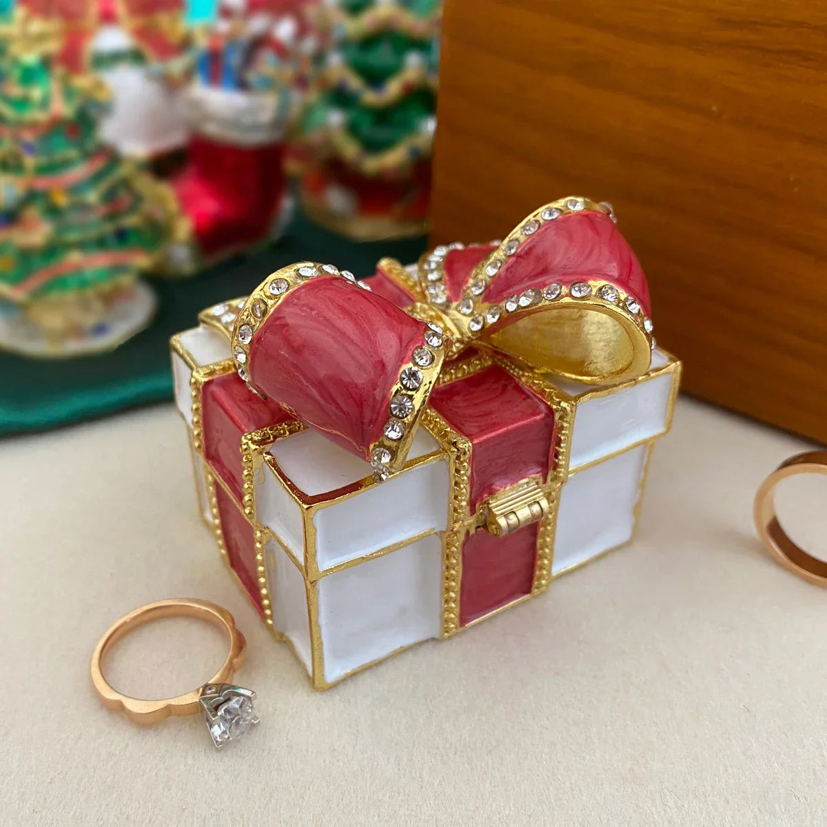 DecorBites™ Enamel Figurine Jewelry Trinket Box Wedding Gift Holder