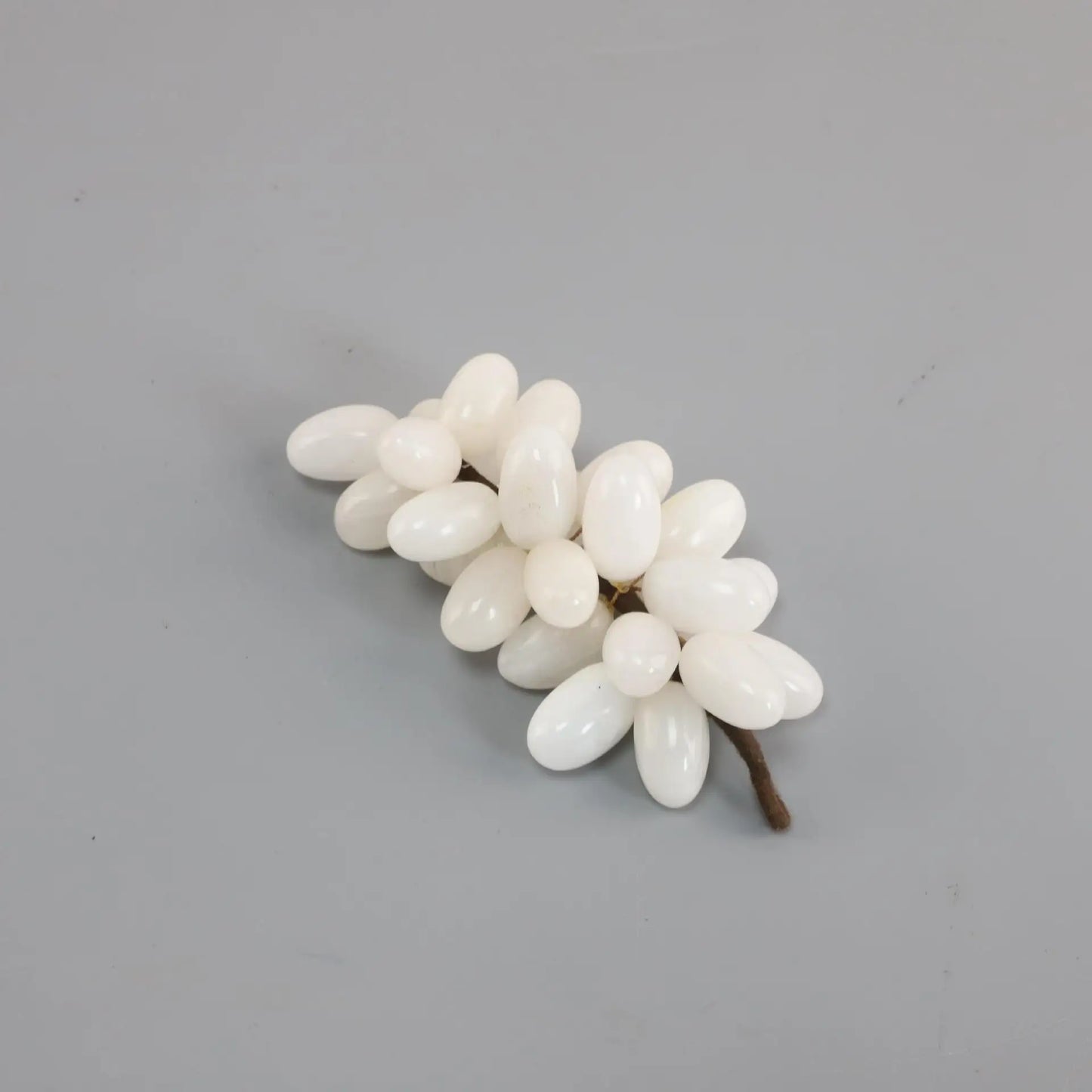 DecorBites™ Jade Grape Sculpture Handmade Desk Decor Fruit Figurine