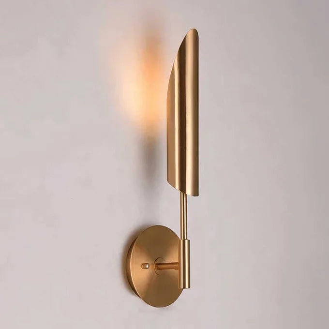 Aplique de pared dorado de lujo DecorBites™ para interiores elegantes de estilo americano