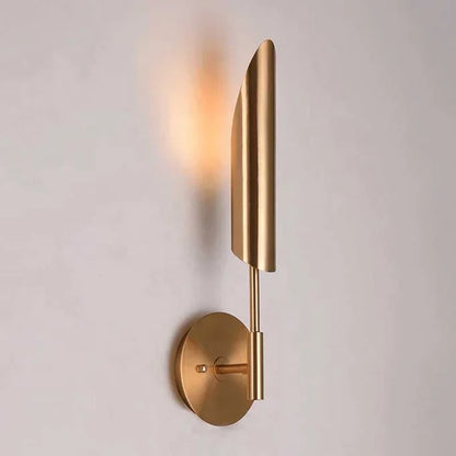 Aplique de pared dorado de lujo DecorBites™ para interiores elegantes de estilo americano