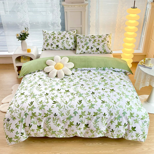 DecorBites™ Green Flower Print Bedding Set with 2 Pillowcases - Queen/King Size