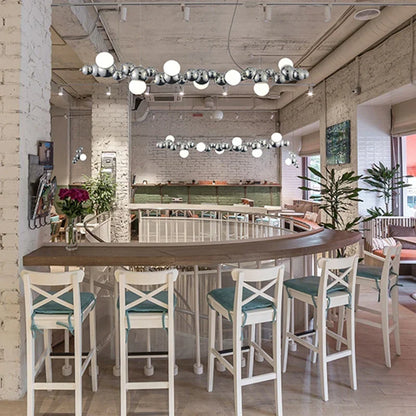 Lámpara de araña LED tipo oruga DecorBites™: Elegante lámpara colgante larga para sala de estar, restaurante u hotel.