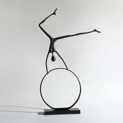 ديكوربايتس™ منحوتة رياضية معدنية سوداء لديكور منزلي أنيق