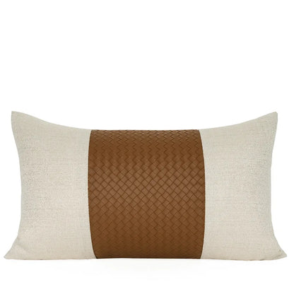 غطاء وسادة قطني من قماش الجاكار بنقشة مربعات باللون البيج الذهبي من DecorBites™ للديكورات الداخلية العصرية