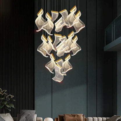 ثريا الدرج الفاخرة الأكريليكية من DecorBites™ - إضاءة ديكورية للفيلا، والردهة، وغرفة المعيشة