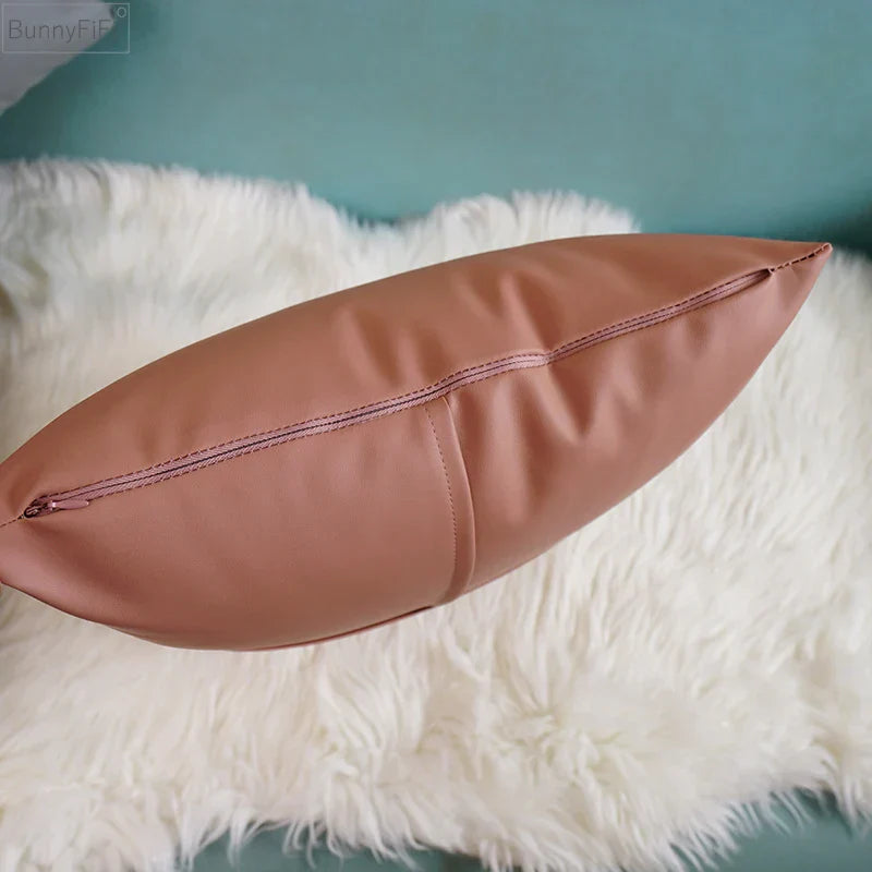 Funda de cojín DecorBites™ de piel color marfil, 45x45 cm, para decoración del hogar.