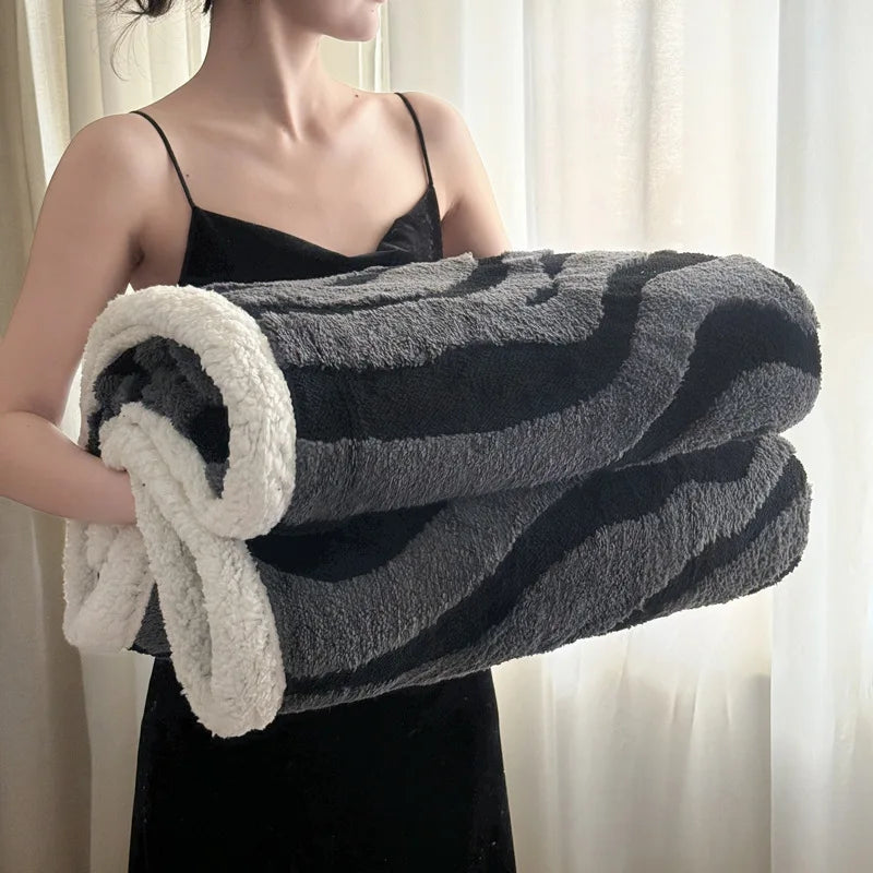 Manta de lana de doble capa con estampado de leopardo DecorBites™: irresistiblemente suave y cálida