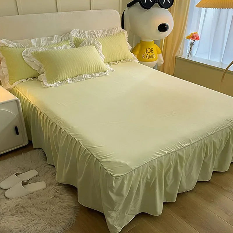 Juego de Ropa de Cama de Algodón Lavado con Ribete de Encaje Decorbites™ - 4 Piezas en Color Sólido: Cubrecama y Falda de Cama