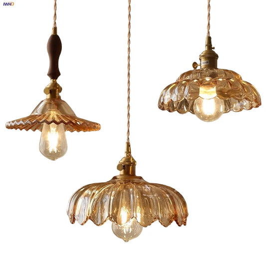 مصباح معلق LED زجاجي على شكل زهرة كهرمانية من DecorBites™ - مصباح معلق حديث من النحاس على شكل مفتاح نورديك