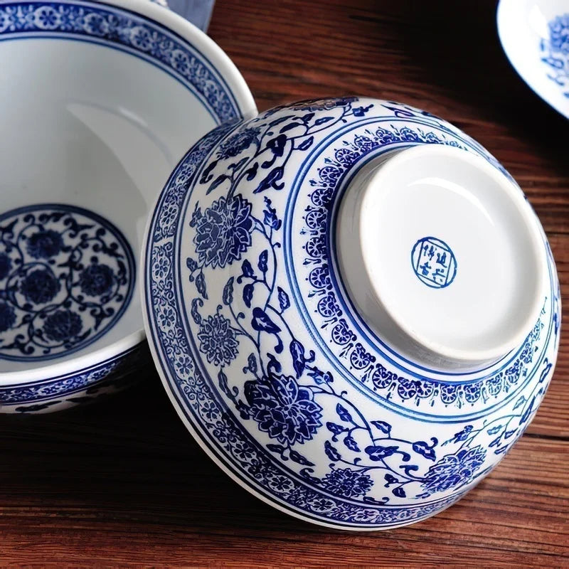 DecorBites™ Blue and White Ceramic Noodle Bowl - Japanese Style Tableware