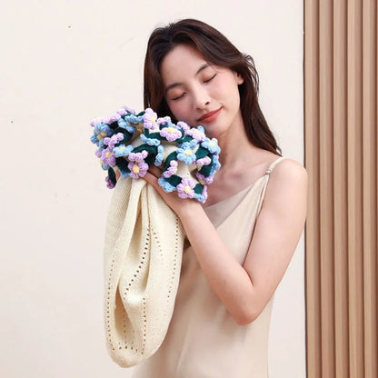 DecorBites™ Elegant Daisy Bouquet Soft Blanket for Office Sofa, Multi-Functional Nap Shawl & Cushion