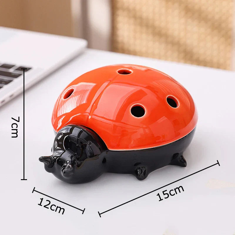DecorBites™ Ladybug Ceramic Ashtray - Windproof Desk Decoration & Smoking Accessory