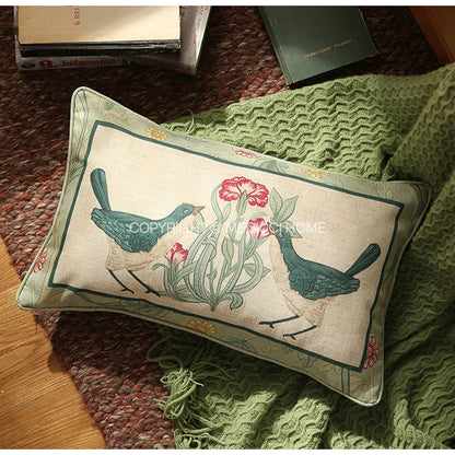 Funda de cojín lumbar DecorBites™ de lino francés con estampado de flores y pájaros, verde hada
