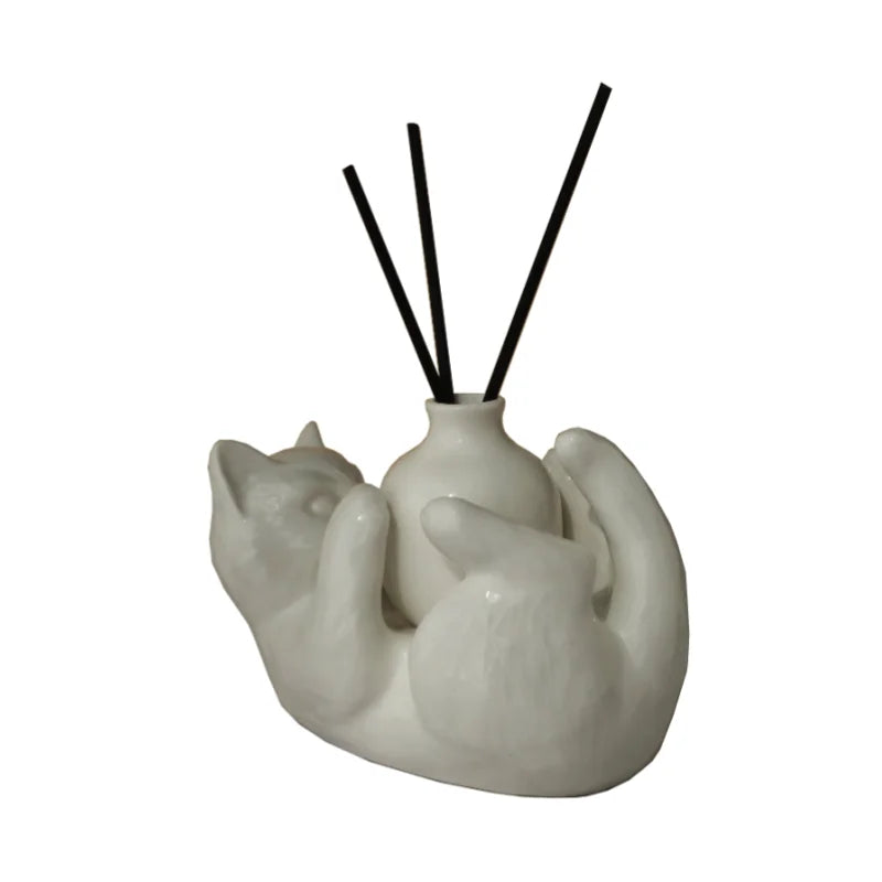 DecorBites™ Cat Cartoon Vase: Cute Cat Sculpture Aromatherapy Base for Home Decor