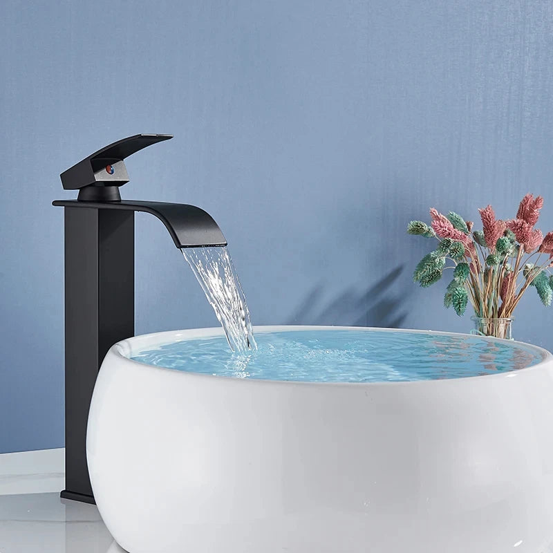 Bathroom Waterfall Basin Faucet Brass Bath Sink Faucet Hot&Cold Water Mixer Vanity Tap Deck Mounted Washbasin Taps