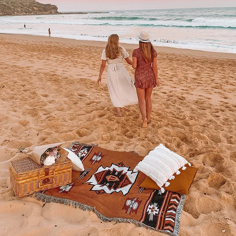 غطاء أريكة من بطانية الشاطئ من DecorBites™ - بطانية منقوشة بنقشة الريف الأمريكي - نسيج قطني مزخرف بشراشيب