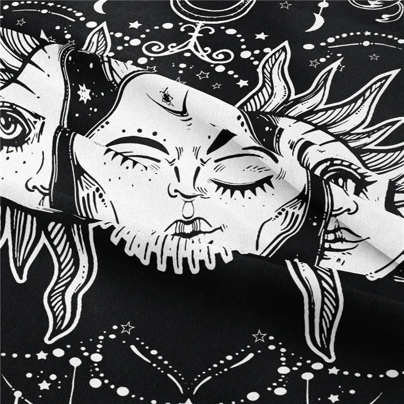 Tapiz de pared DecorBites™ con carta astral, tarot, rueda, sol, luna, árbol y seta.