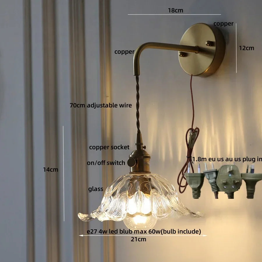DecorBites™ مصباح حائط LED على شكل زهرة خضراء من الزجاج والنحاس مع سلسلة سحب