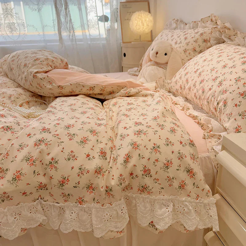 Decobites Korean Princess Style Floral Lace Ruffles Bedding Set with Pillowcase