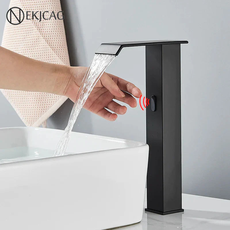 Decorbites™ High Style Smart Sensor Waschbeckenarmatur Kalt-Warm-Mischer Wasserfallhahn