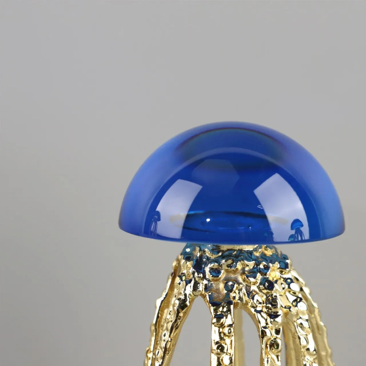 DecorBites™ Crystal Jellyfish Sculpture - Marine Organism Figurine for Home Decor