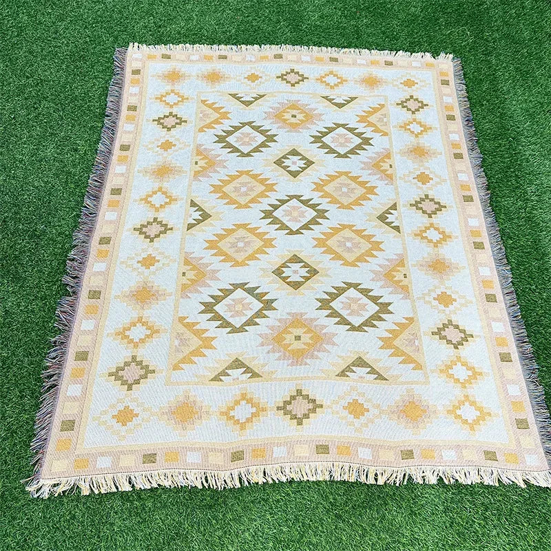 DecorBites™ Bohemian Classic Design Thread Blanket and Throw